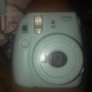 polaroid camera